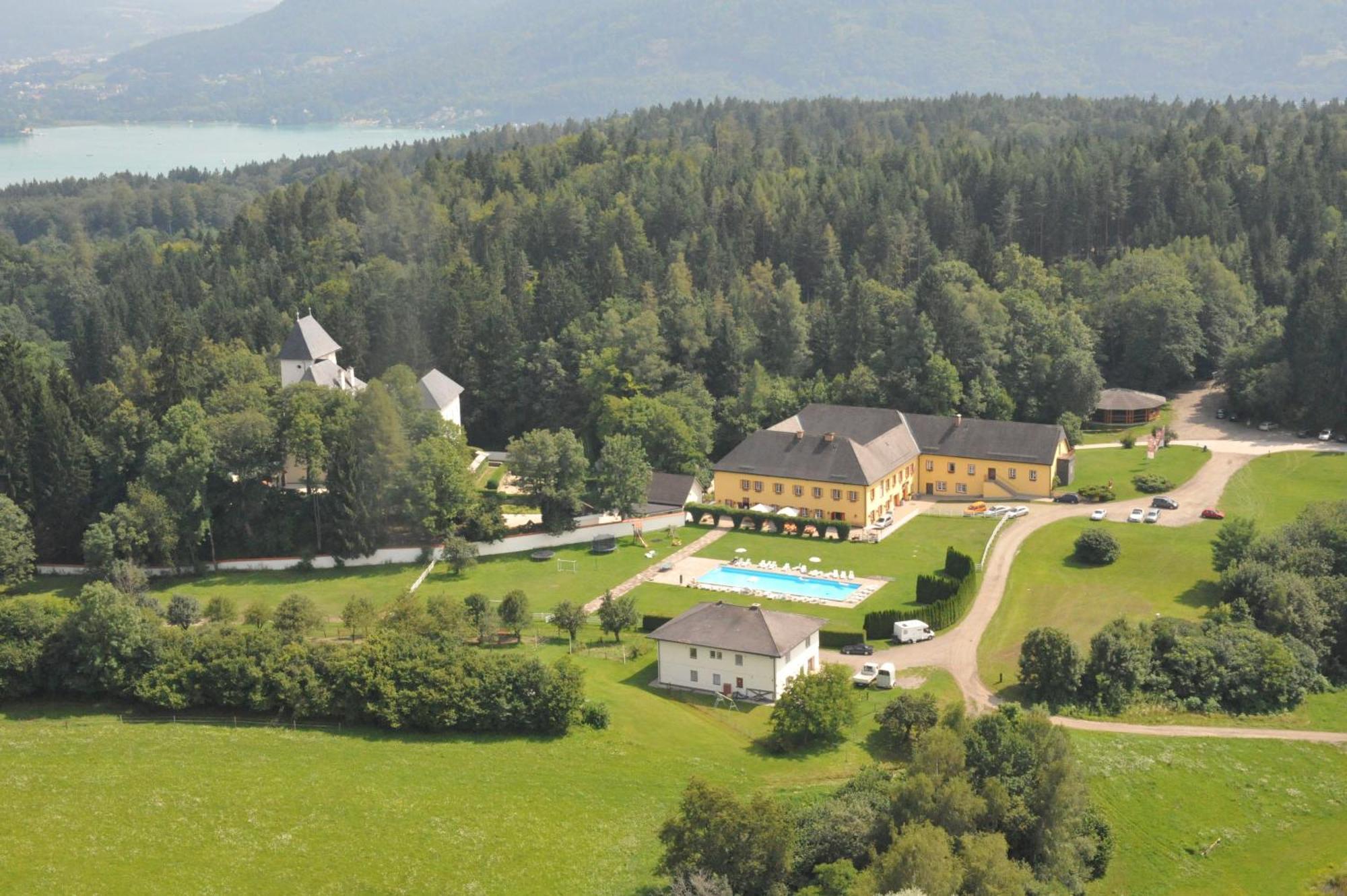 Gut Drasing Hotel Krumpendorf Exterior photo
