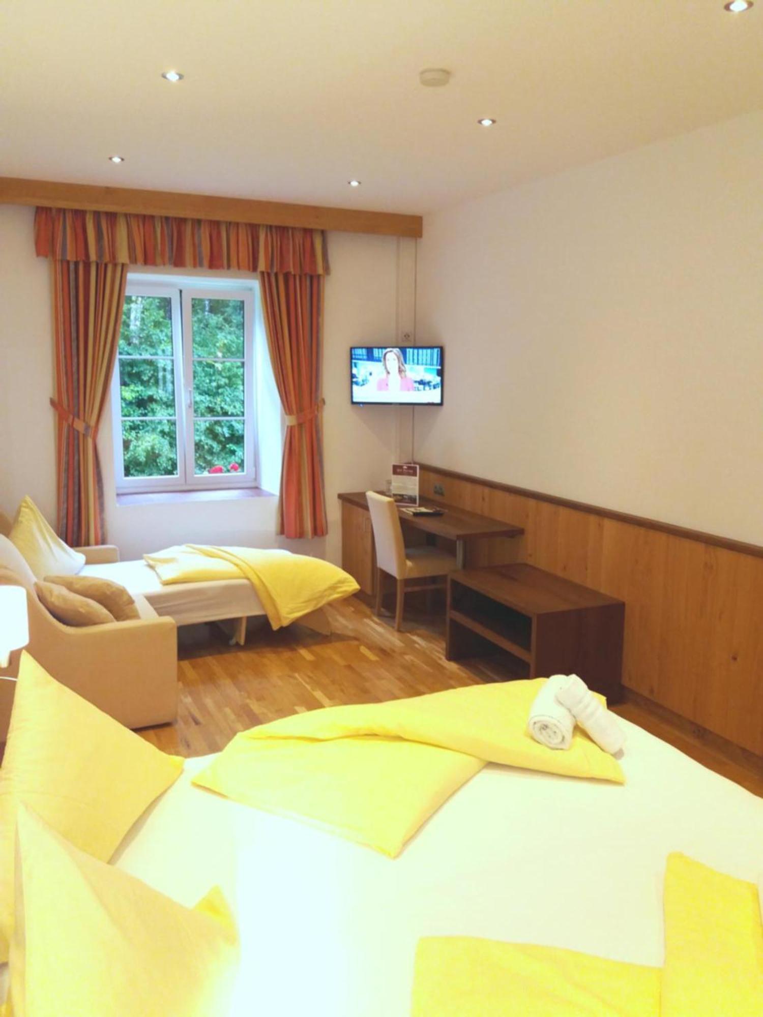 Gut Drasing Hotel Krumpendorf Exterior photo