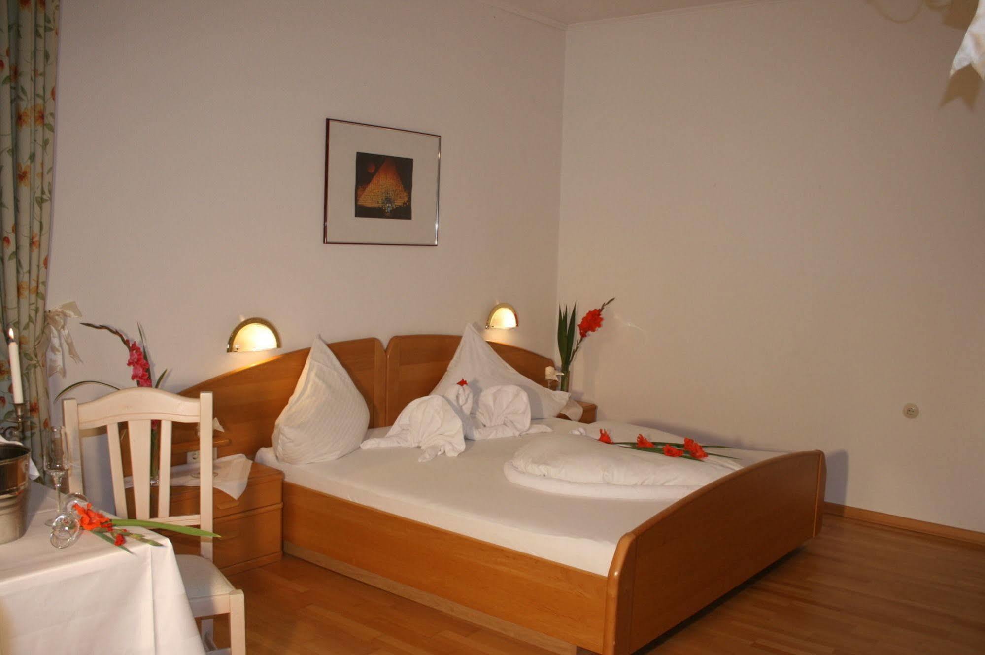Gut Drasing Hotel Krumpendorf Exterior photo